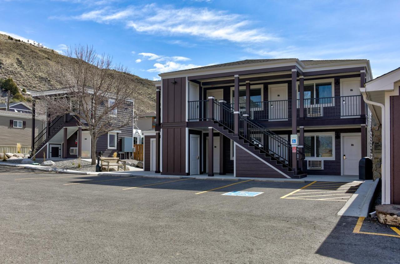 Roosevelt Hotel - Yellowstone Гардінер Екстер'єр фото