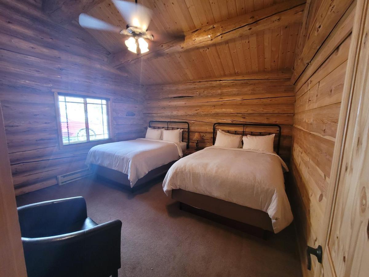 Roosevelt Hotel - Yellowstone Гардінер Екстер'єр фото
