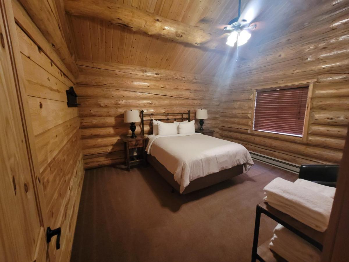 Roosevelt Hotel - Yellowstone Гардінер Екстер'єр фото